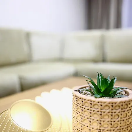 Cozy Family Near Delijorgji * Tiran