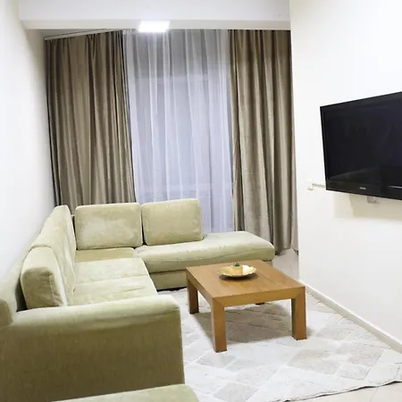 Cozy Family Near Delijorgji Daire *