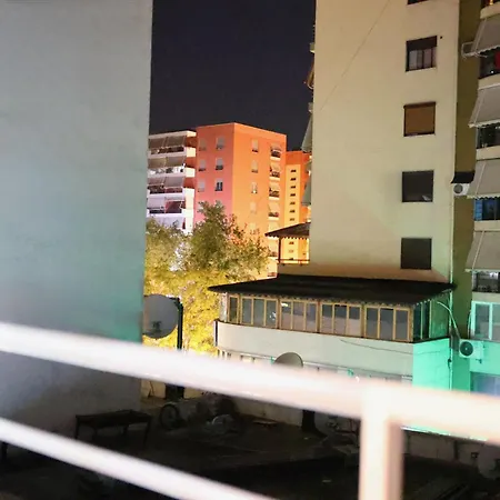 Cozy Family Near Delijorgji Apartment